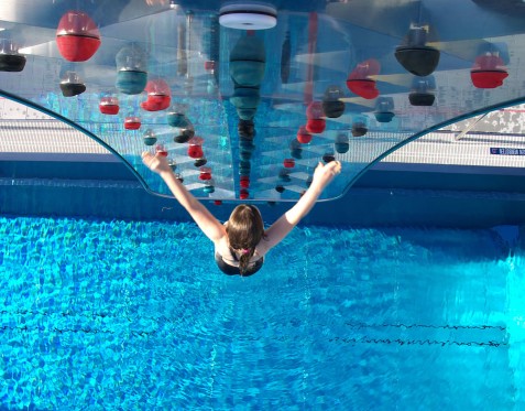 Wasserkletterwand © Erlebnis-Therme Amadé